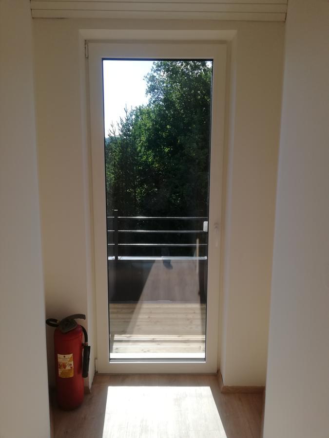 Prenocisca Mraz Apartment Velenje Bagian luar foto