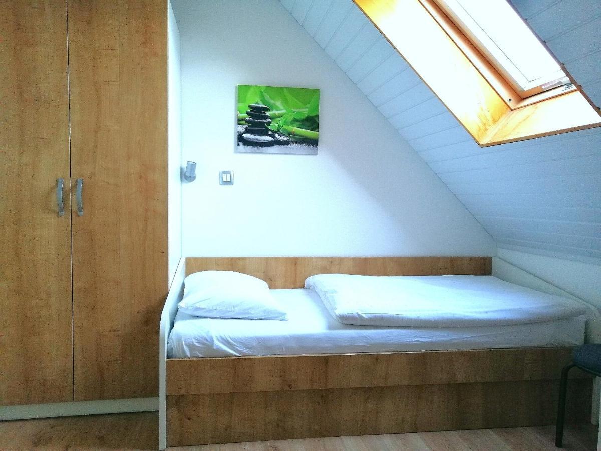 Prenocisca Mraz Apartment Velenje Ruang foto